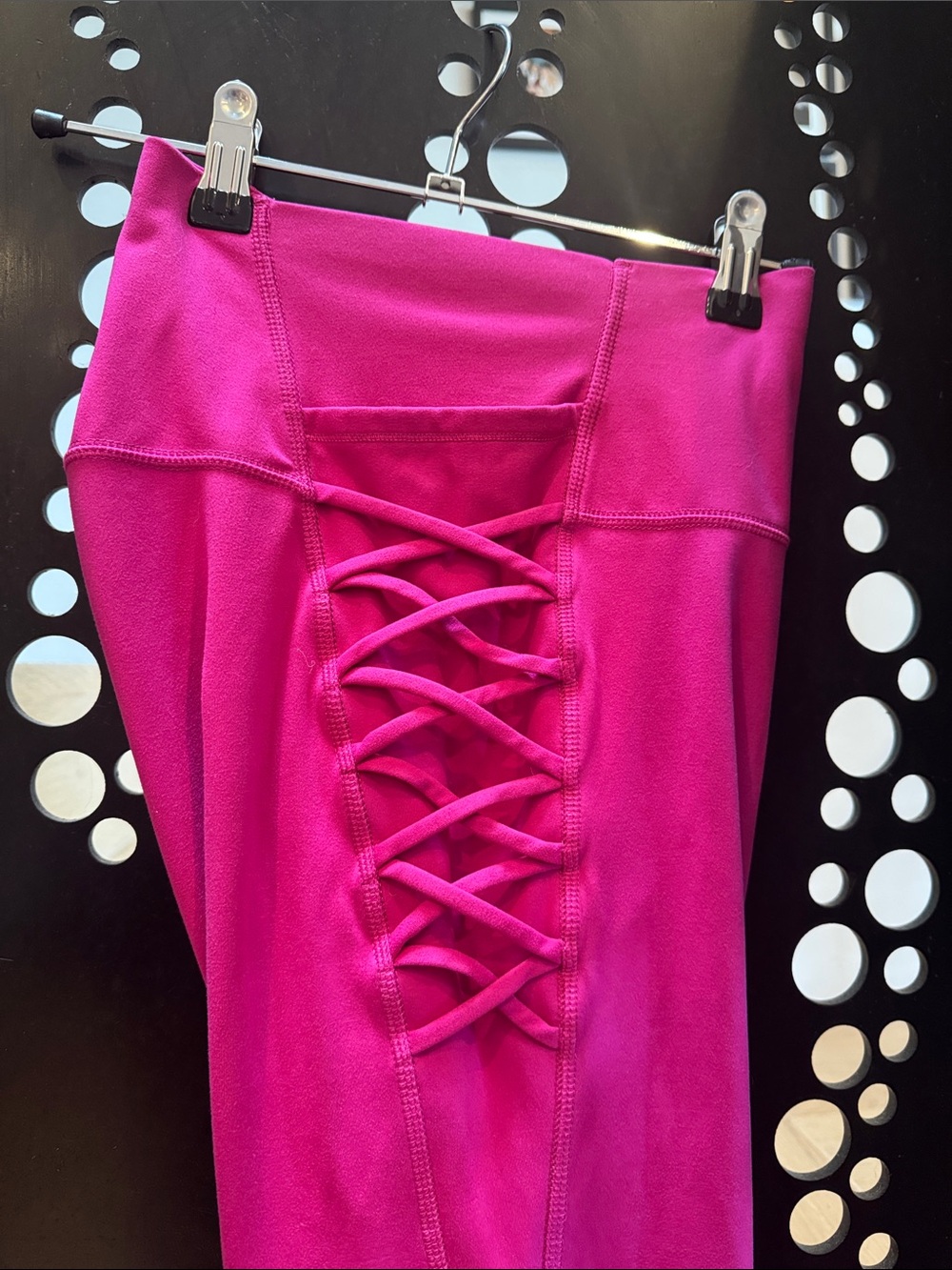 JoyLab Hot Pink Lace-Up High-Waist Leggings/Matching top with built in bra shelf - Picture 4 of 5